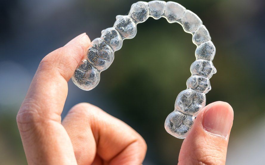 Clear aligner